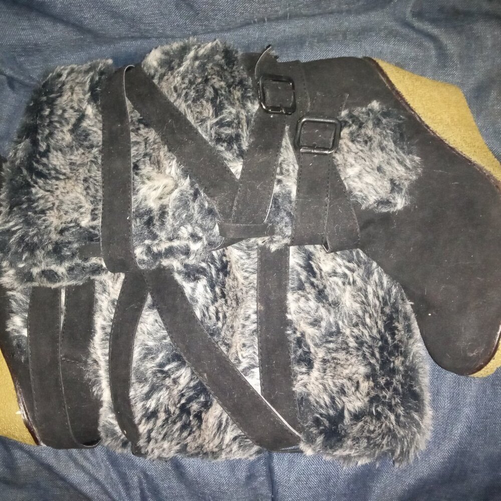 " RETREAT READY " Fur Cuff Warm Snow Boots Calf Pull On Mid( BRAND NEW !!!!
